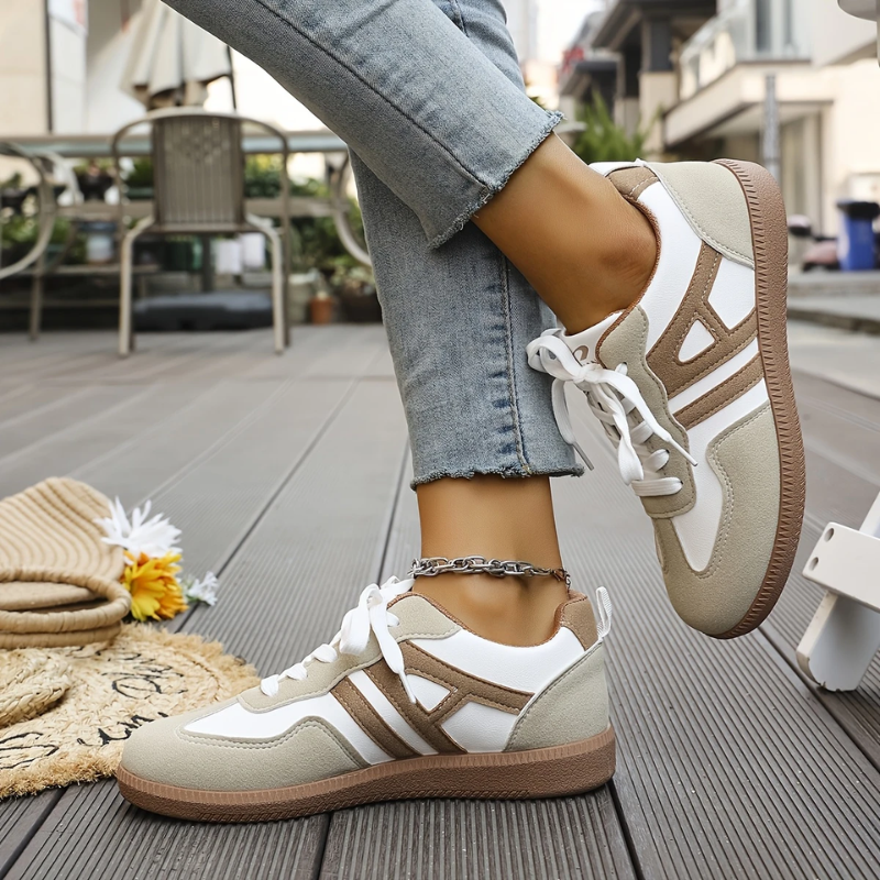 Bettina | Komfortowe sneakersy z szerokim noskiem