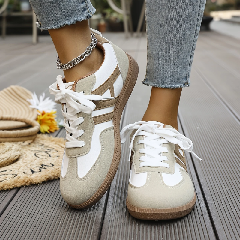 Bettina | Komfortowe sneakersy z szerokim noskiem